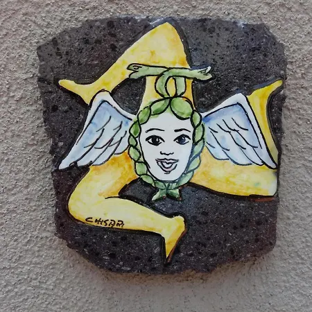 Trinacria דירה